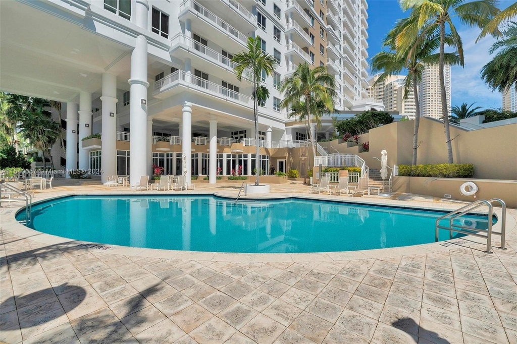 801 Brickell Key Blvd - Photo 43