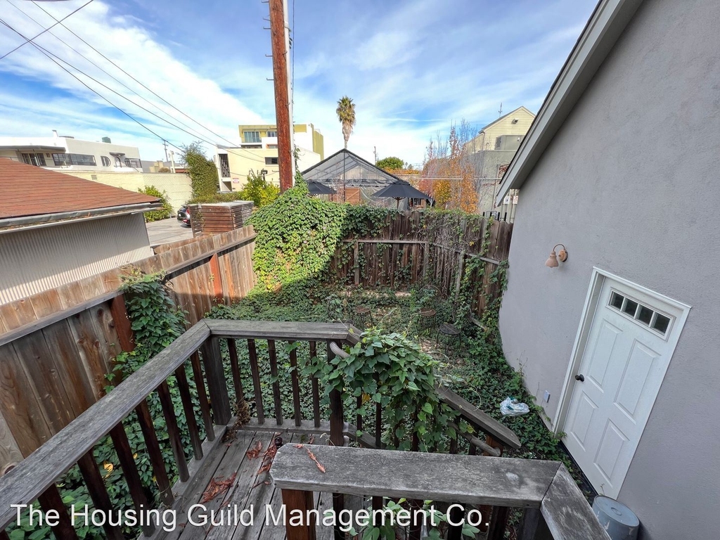 1693 Walnut Street - Photo 18