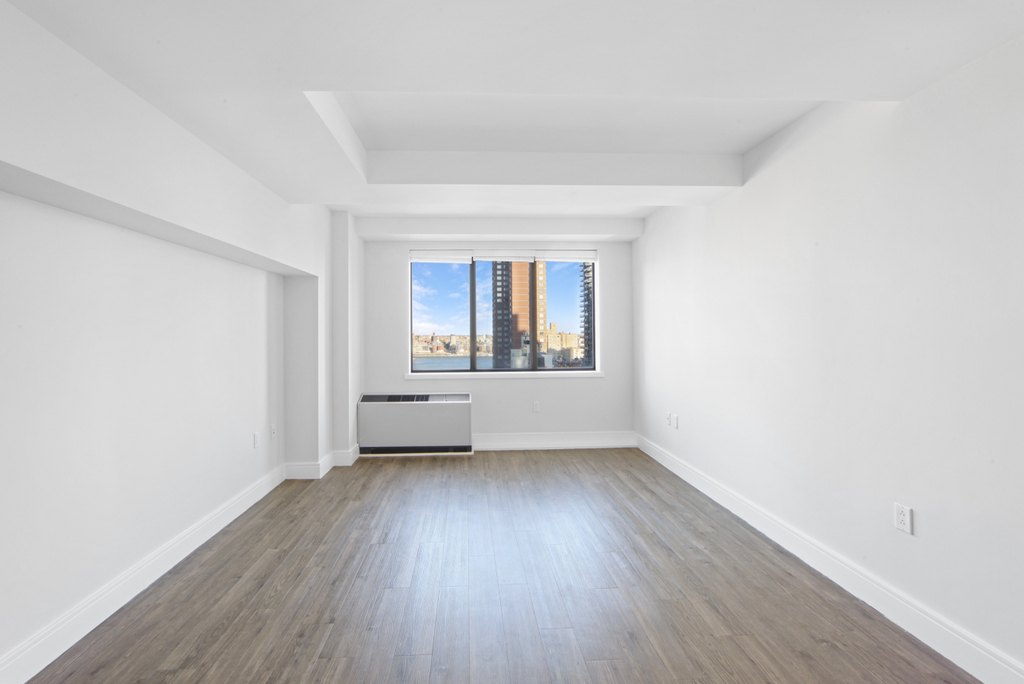 354 East 91st Street - Photo 6