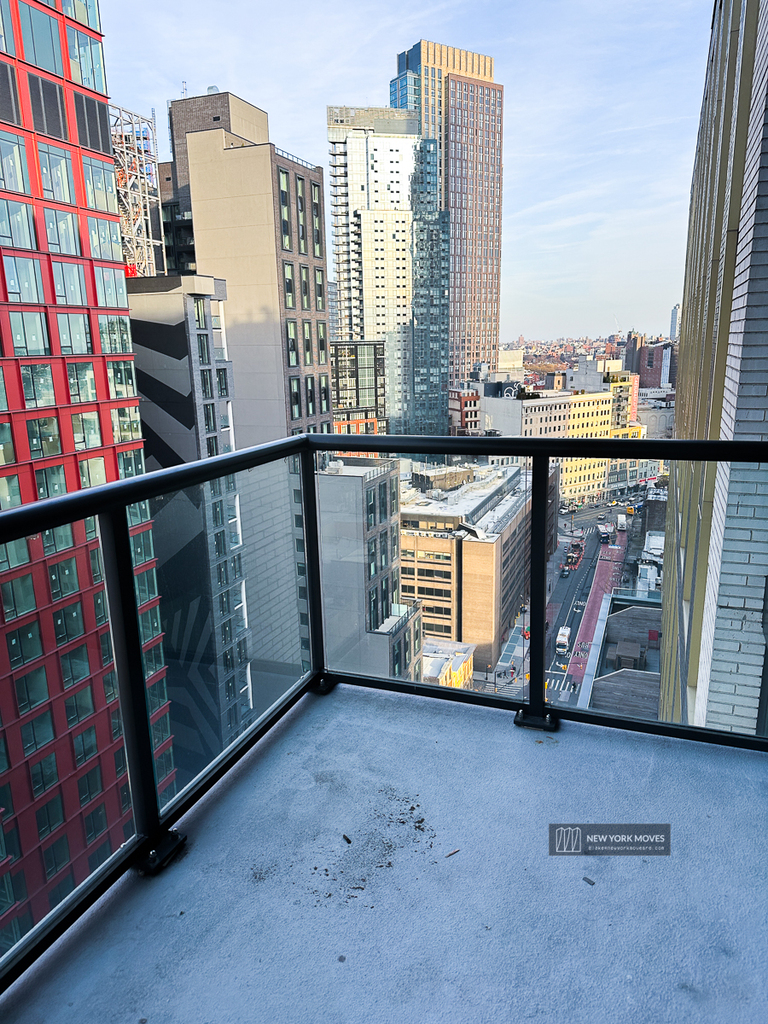 No Fee| Room W/Balcony | Downtown Brooklyn - Photo 7