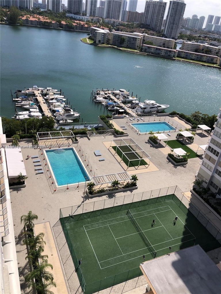 18051 Biscayne Blvd - Photo 10