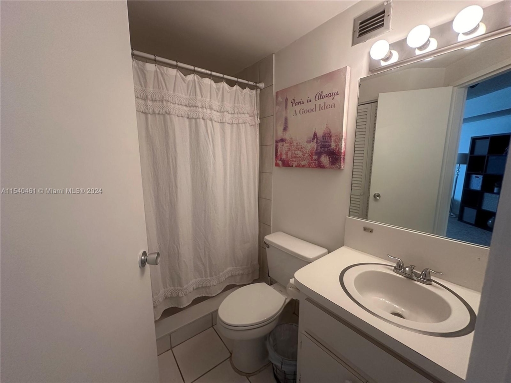 801 Brickell Bay Dr - Photo 10