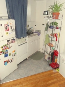 875 Beacon St - Photo 2