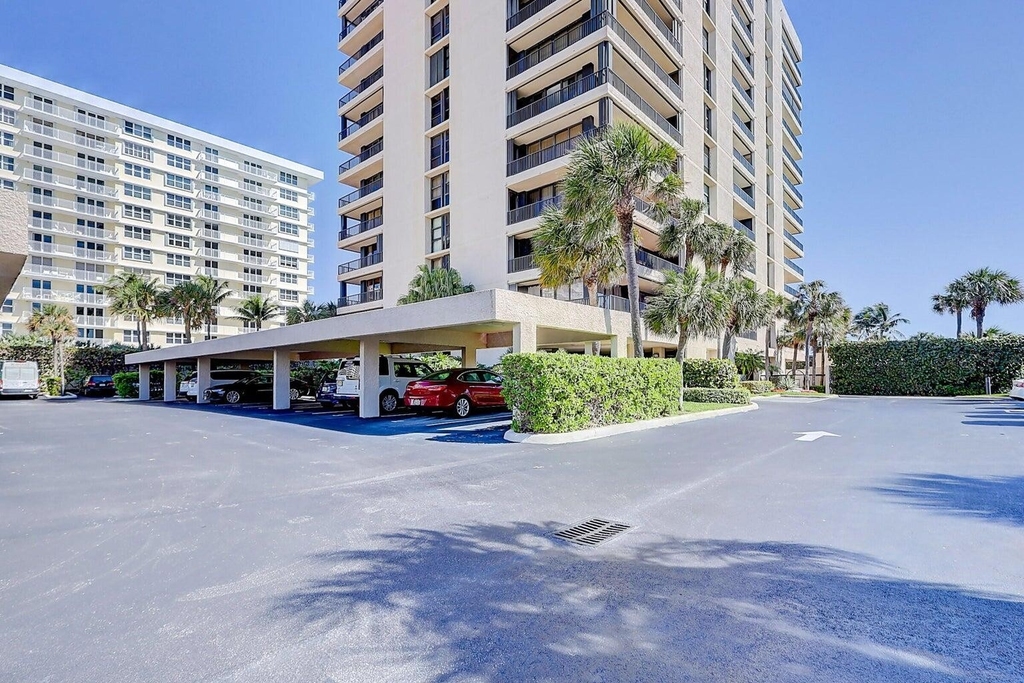 450 Ocean Drive - Photo 1