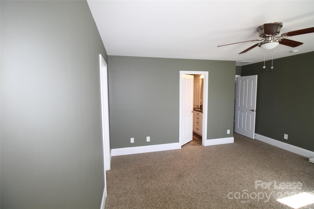 113 Bay Shore Drive - Photo 35