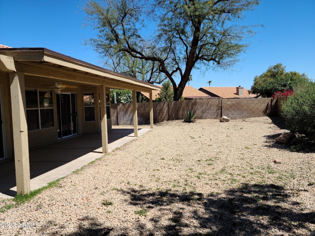 2219 E Cathedral Rock Drive - Photo 21