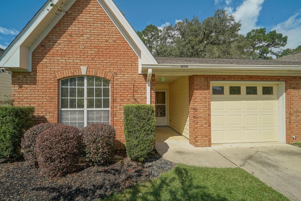 1256 Mosswood Chase - Photo 1