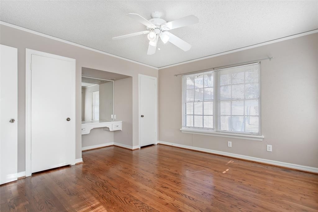 9306 Forest Hills Boulevard - Photo 24