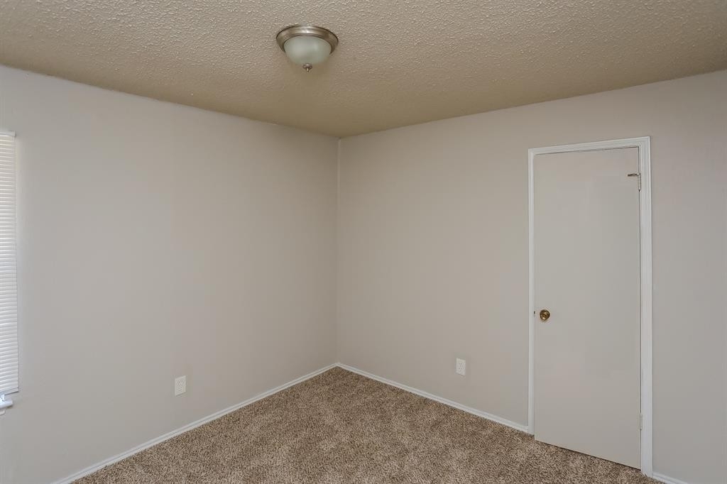 6109 Judy Court - Photo 10