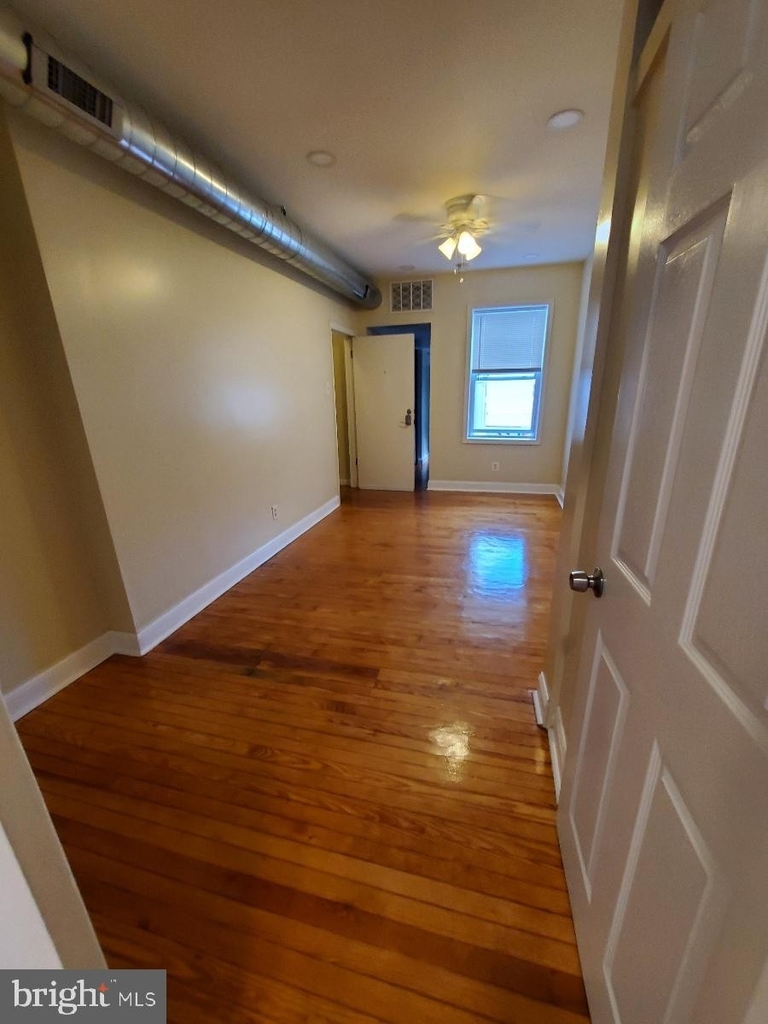 1515 N Lawrence Street - Photo 6