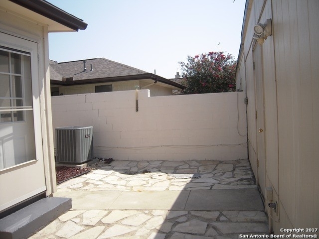 5804 Grandwood Dr - Photo 23