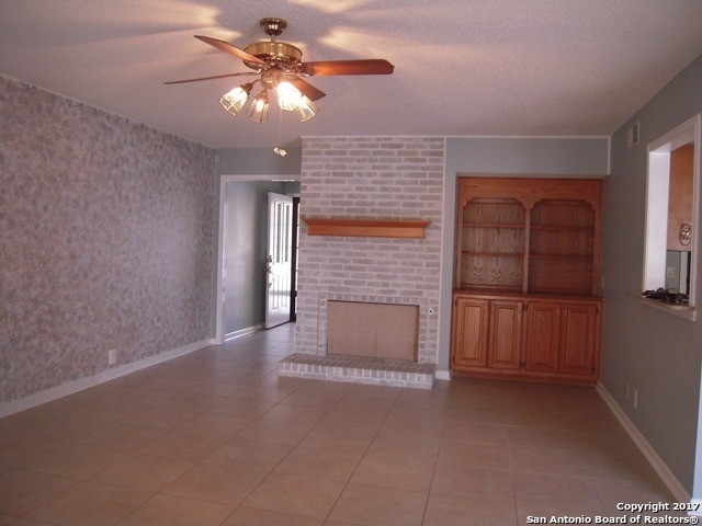 5804 Grandwood Dr - Photo 2