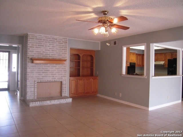 5804 Grandwood Dr - Photo 3