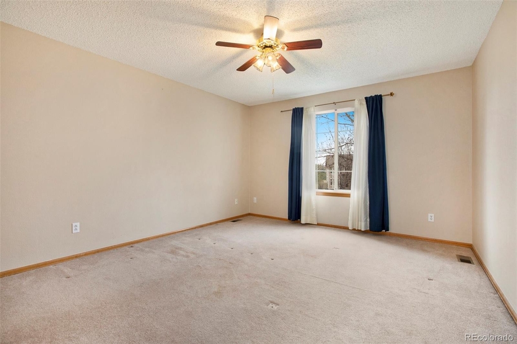 17059 Hastings Court - Photo 14