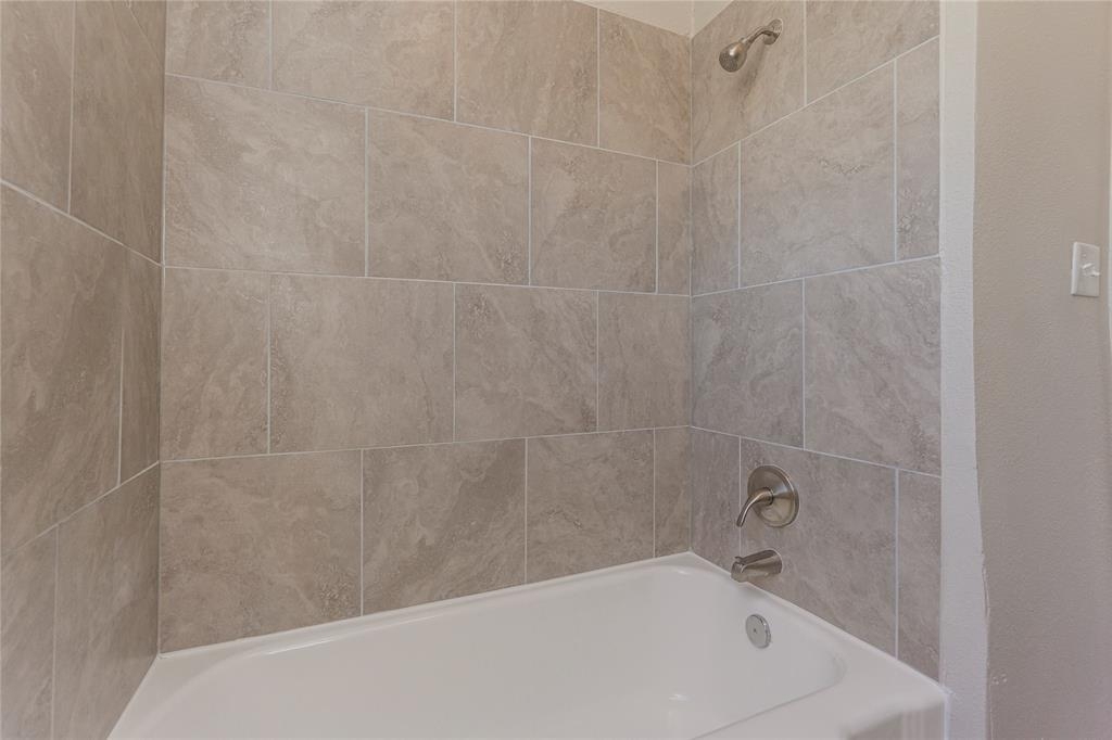 1219 33rd Street - Photo 13