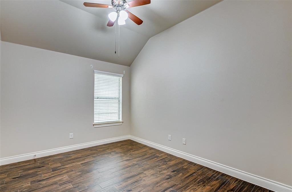 27923 Silverstream Court - Photo 11