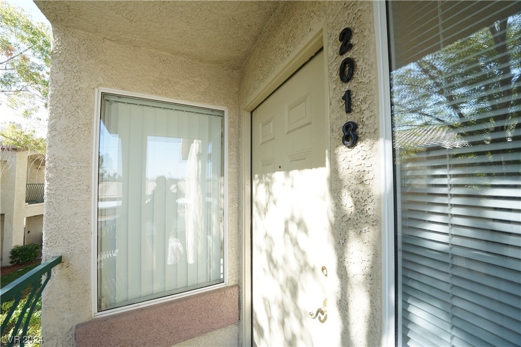 5710 E Tropicana Avenue - Photo 3