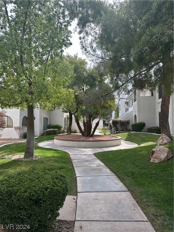 1402 Santa Margarita Street - Photo 2