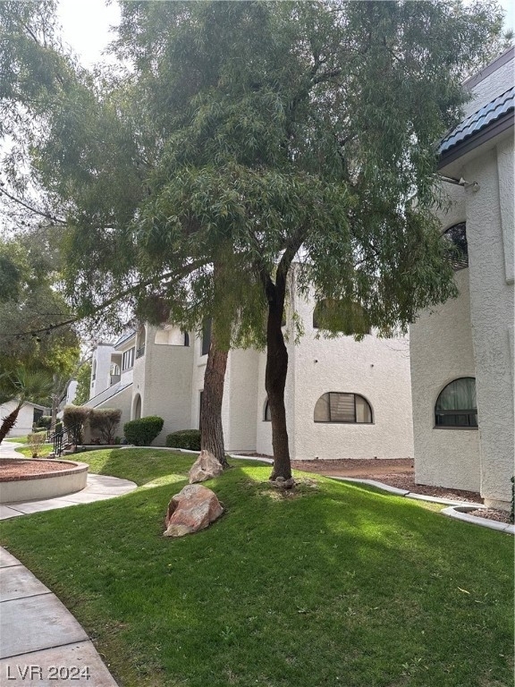 1402 Santa Margarita Street - Photo 1