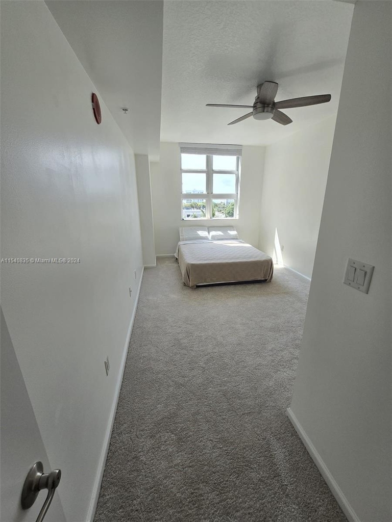 403 S Sapodilla Ave - Photo 9