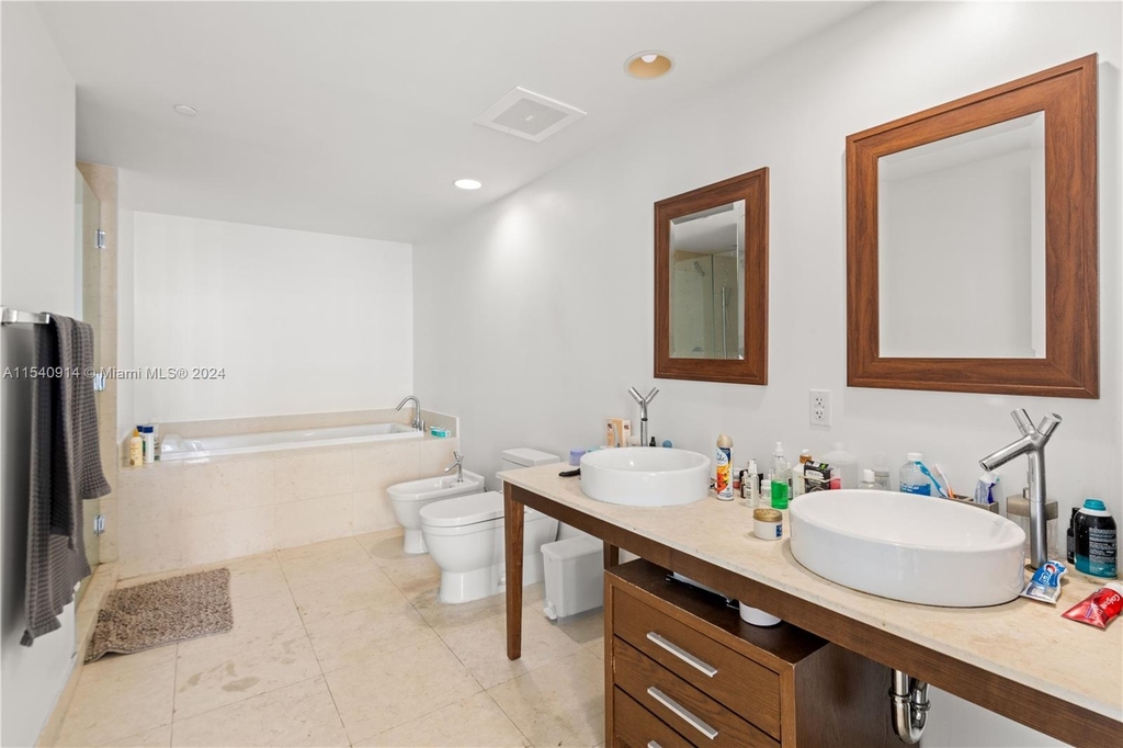 465 Brickell Ave - Photo 11