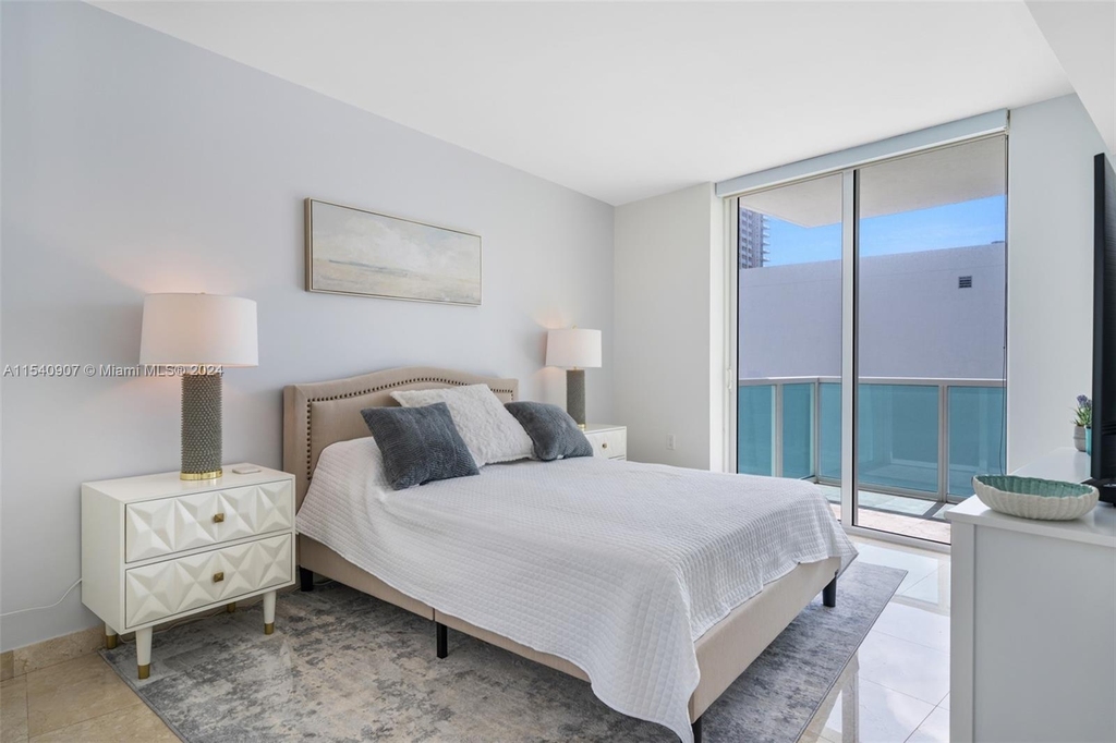 150 Sunny Isles Blvd - Photo 13