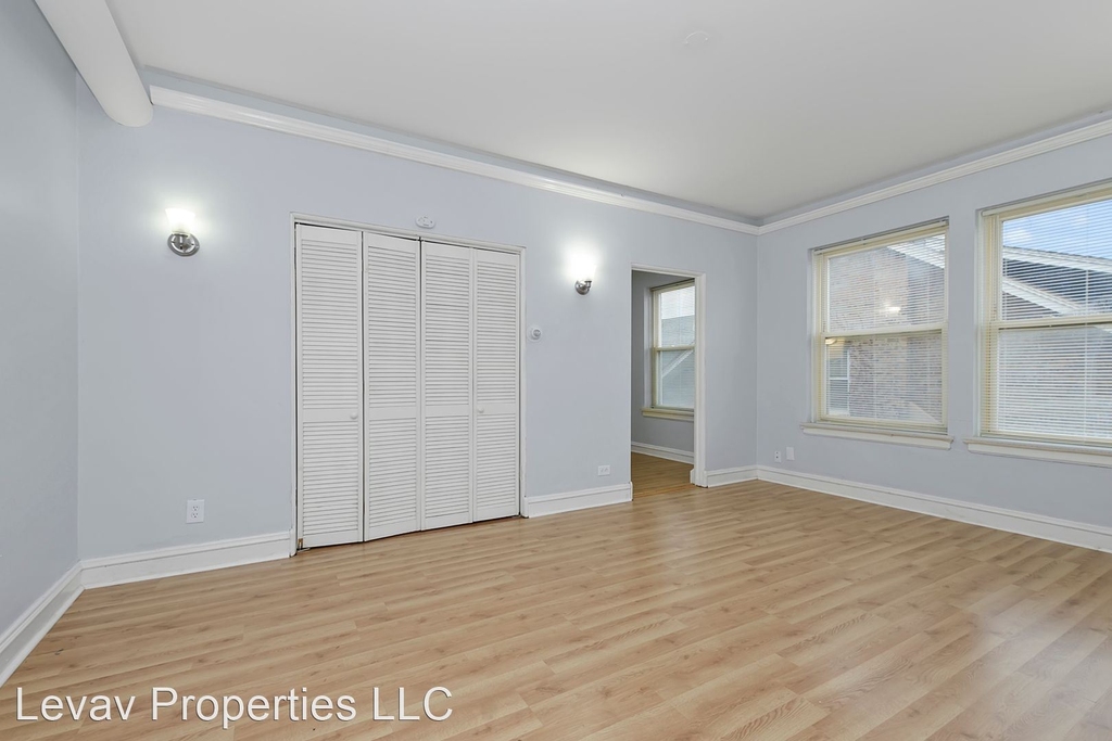 2324 W 111th St. - Photo 1