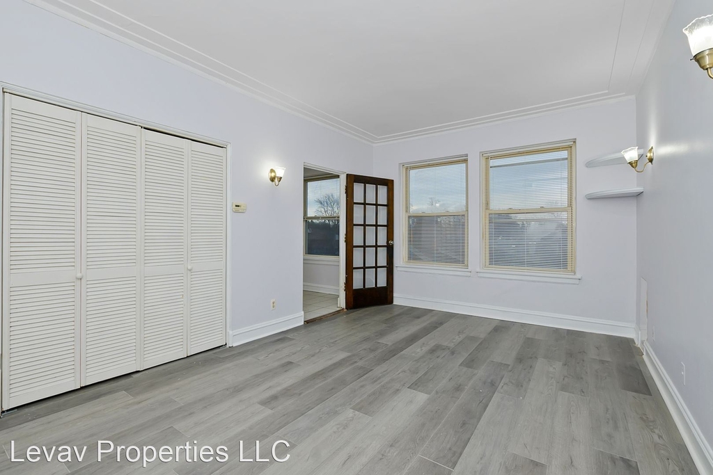 2324 W 111th St. - Photo 3