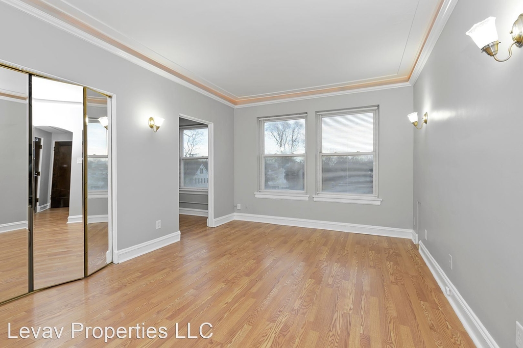 2324 W 111th St. - Photo 4