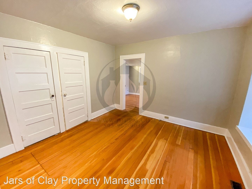 1335 18th St Ne - Photo 4