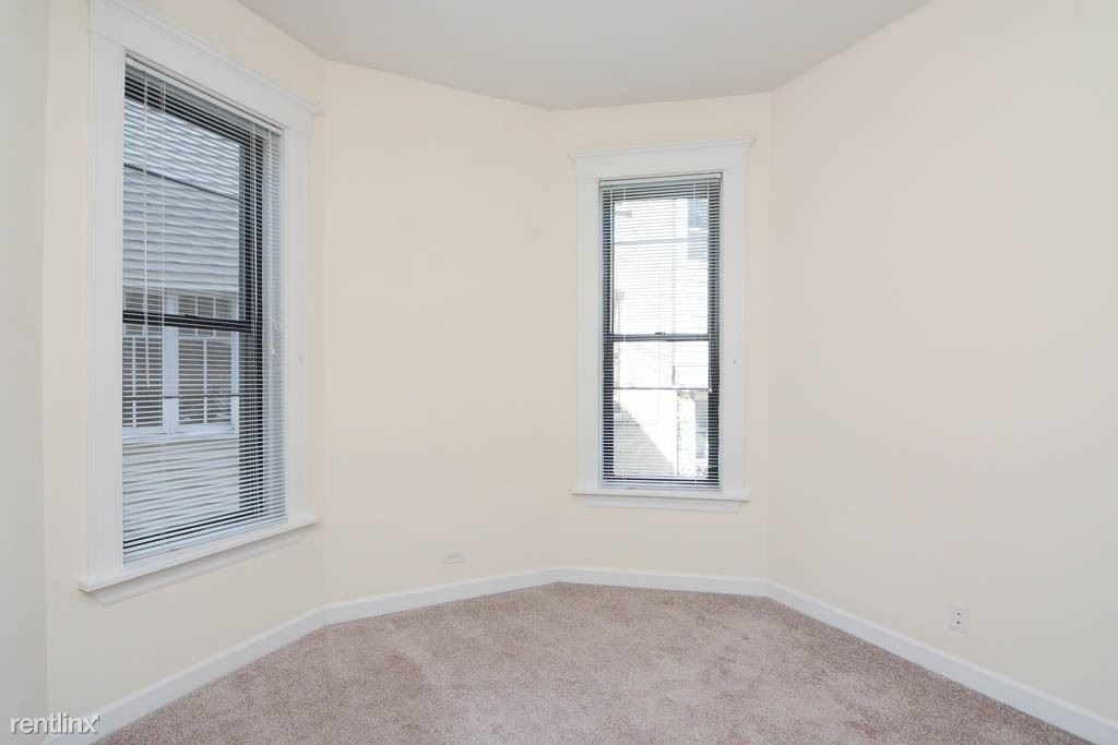 2134 W. Concord Place, Unit R-4 - Photo 9