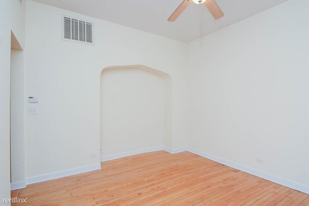 2134 W. Concord Place, Unit R-4 - Photo 8