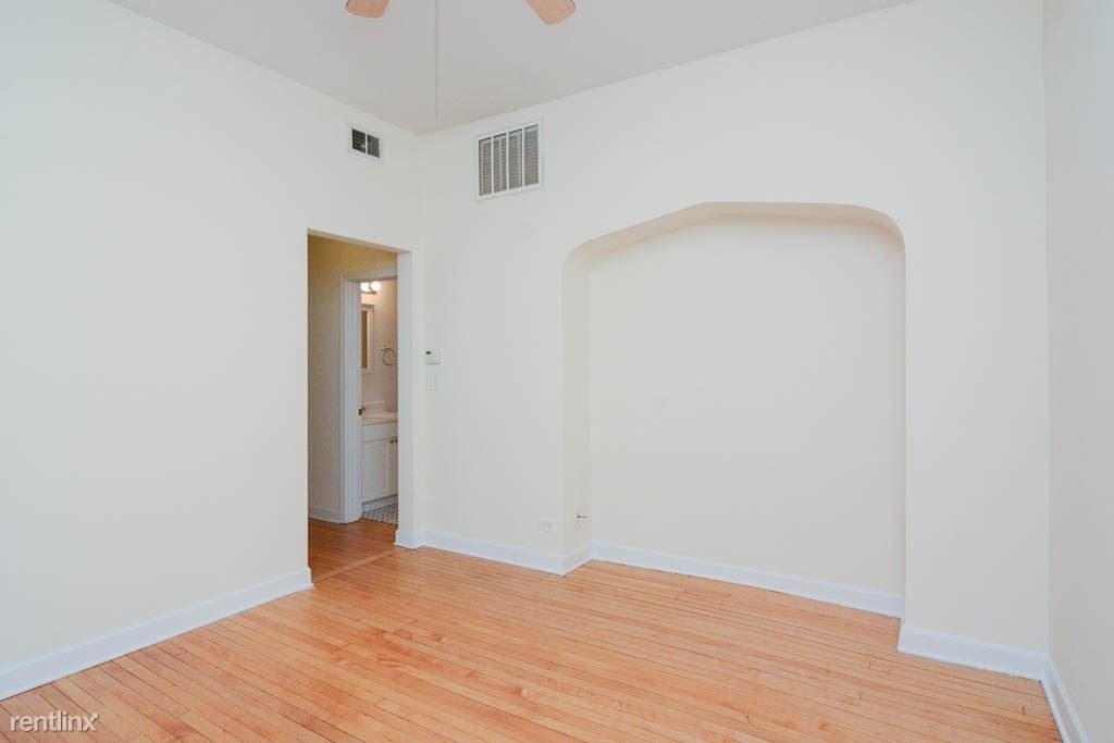 2134 W. Concord Place, Unit R-4 - Photo 7