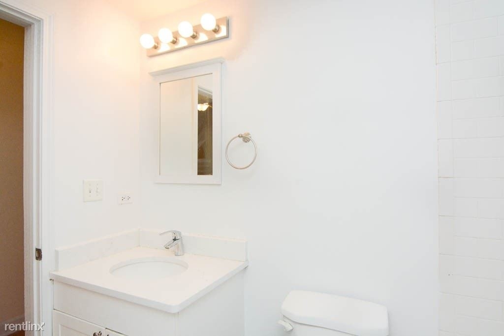 2134 W. Concord Place, Unit R-7 - Photo 16