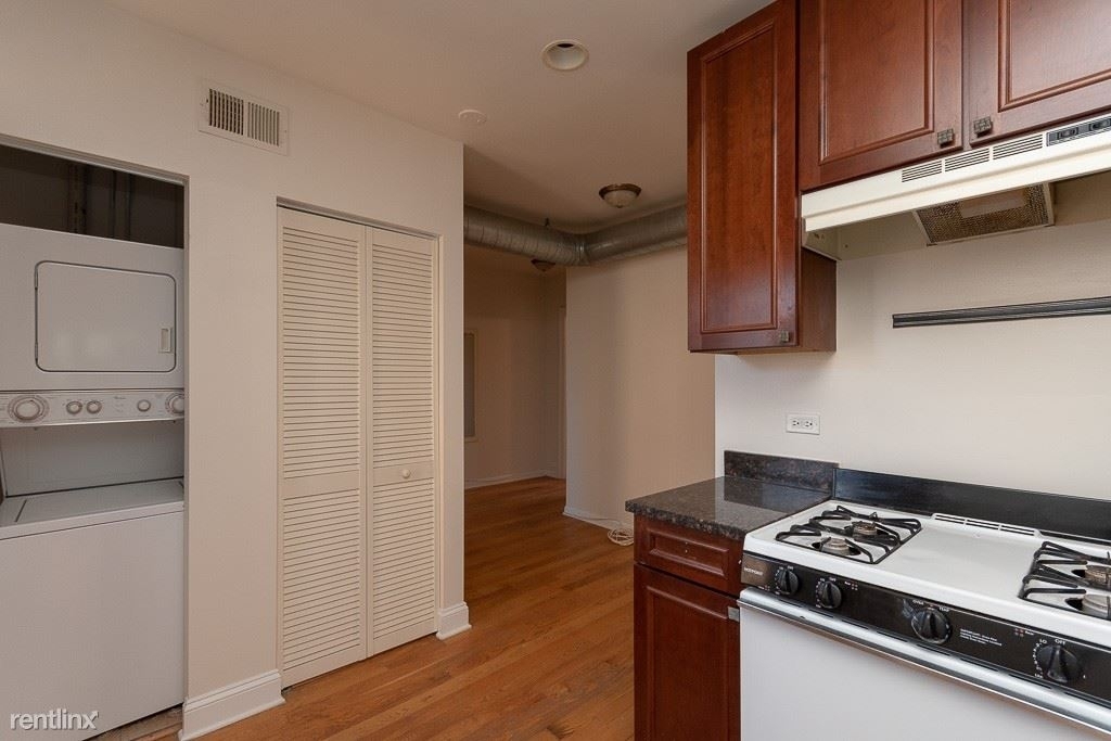 3323 N. Lakewood, Unit 5 - Photo 5