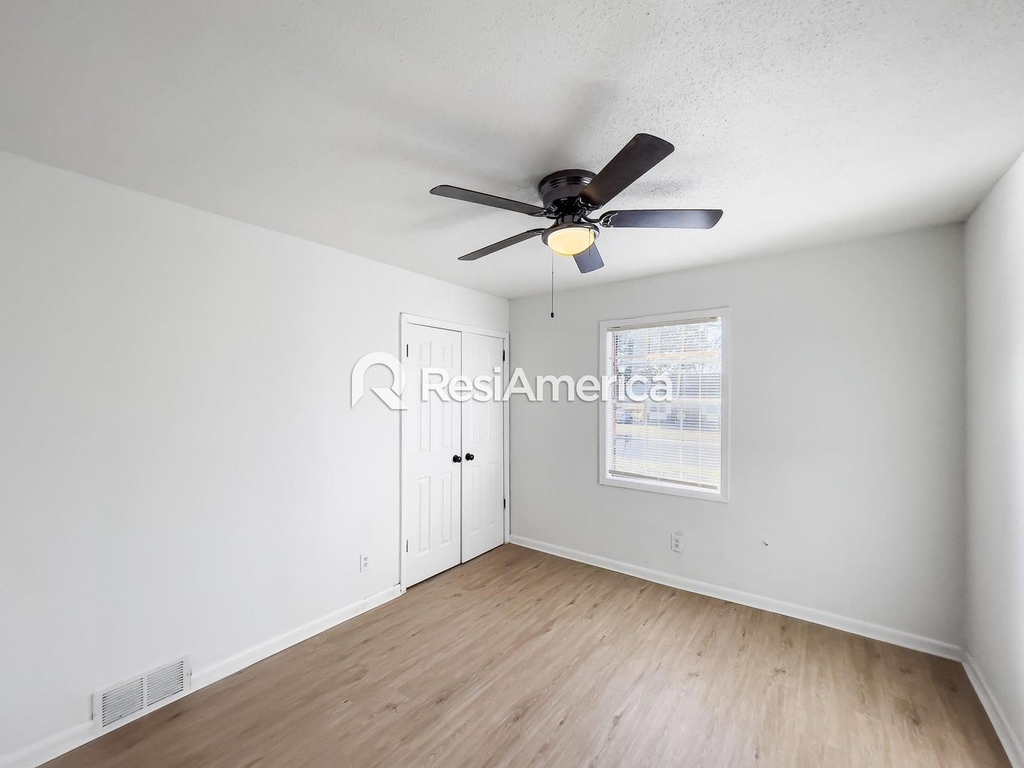 3702 Marty Street - Photo 17