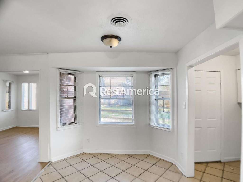 3702 Marty Street - Photo 8