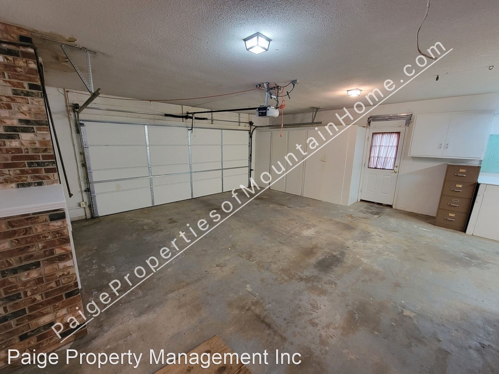 419 Locust St. - Photo 11