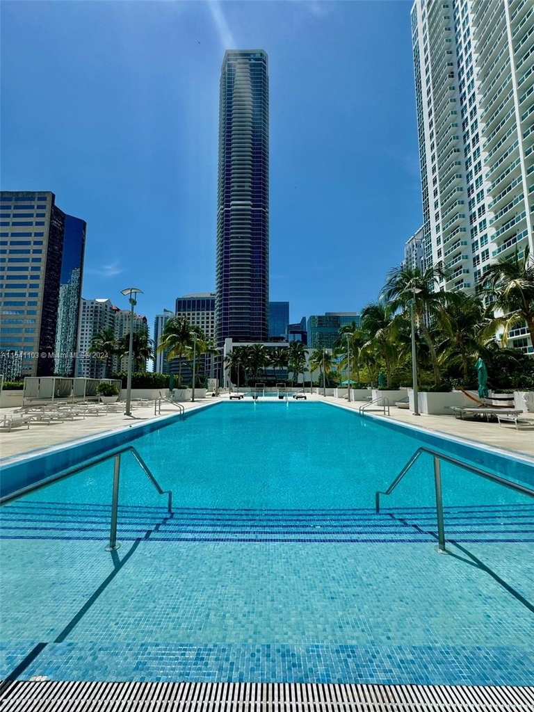 950 Brickell Bay Dr - Photo 26