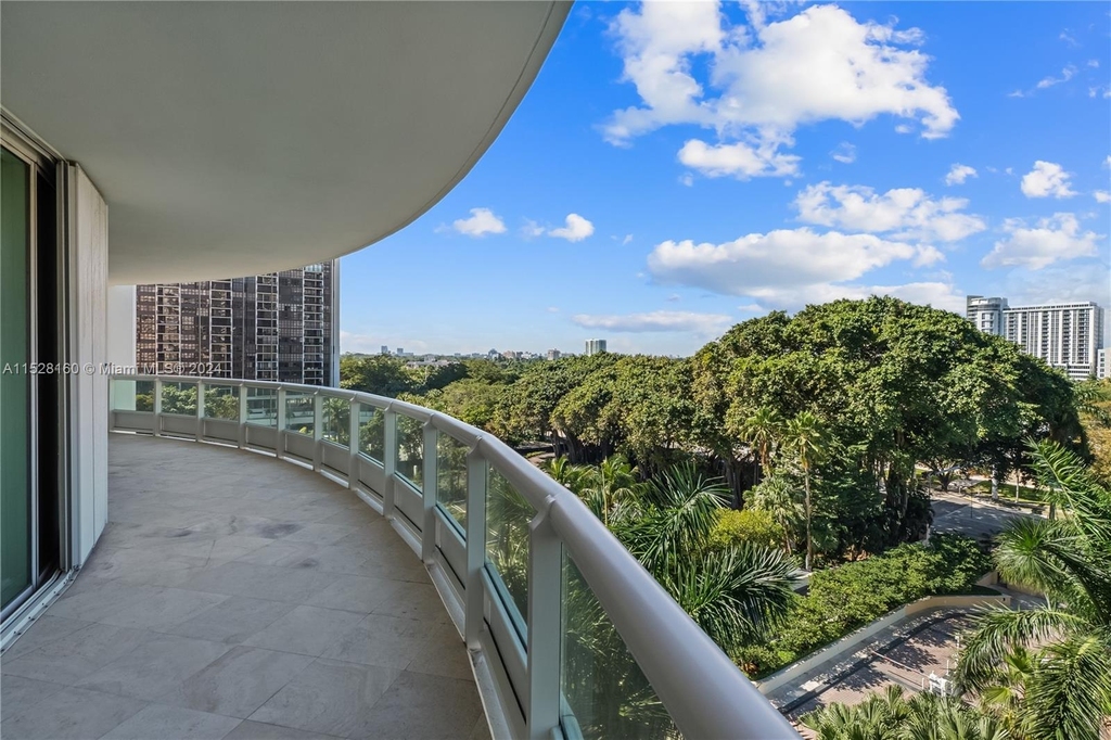 1643 Brickell Ave - Photo 28