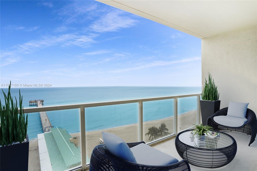 16699 Collins Ave Avail June 3rd - Photo 0