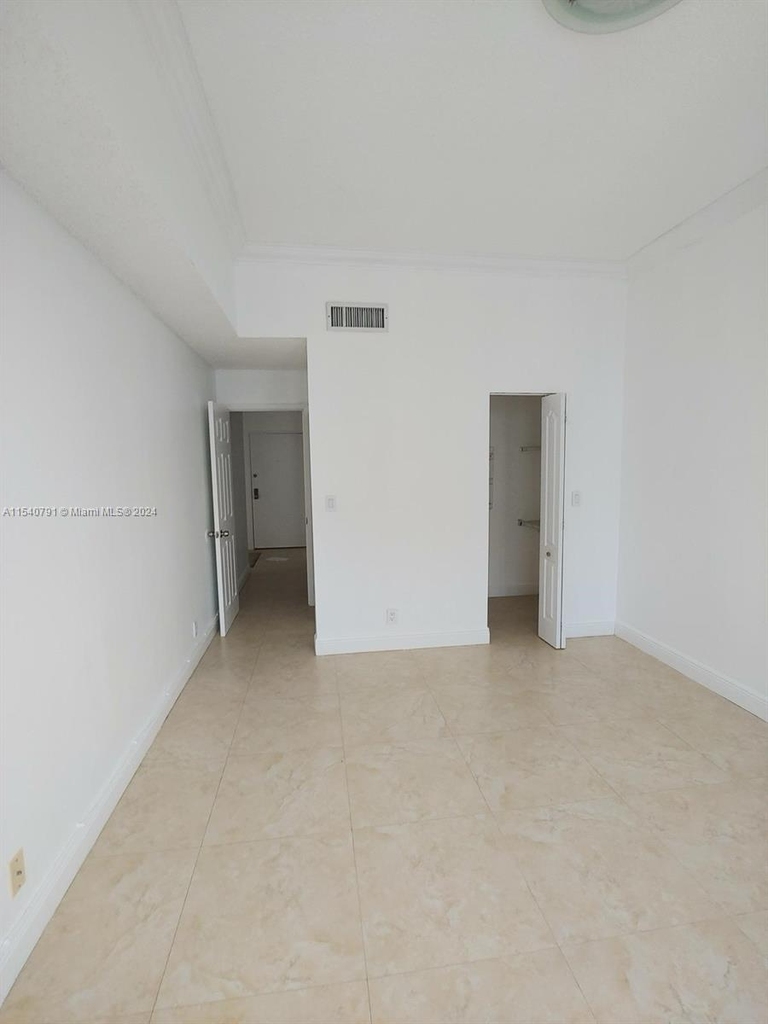 18151 Ne 31st Ct - Photo 48