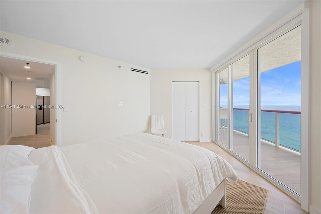 6767 Collins Ave - Photo 13