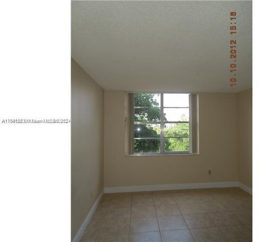 482 Nw 165th St Rd - Photo 2