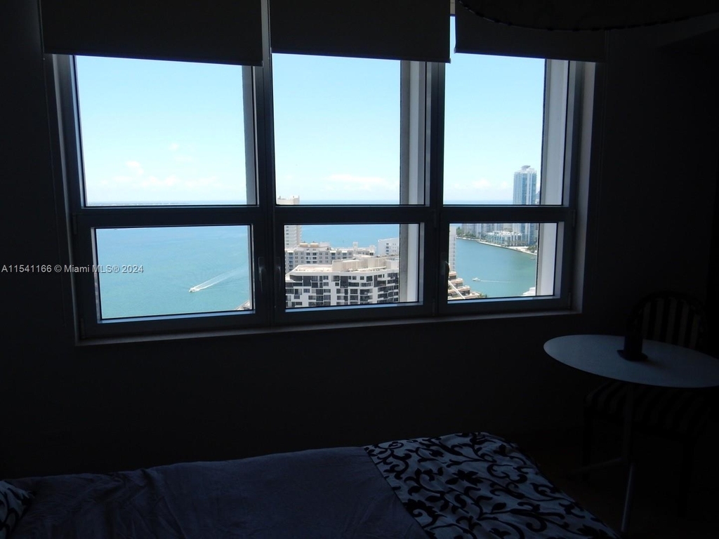 848 Brickell Key Dr - Photo 13