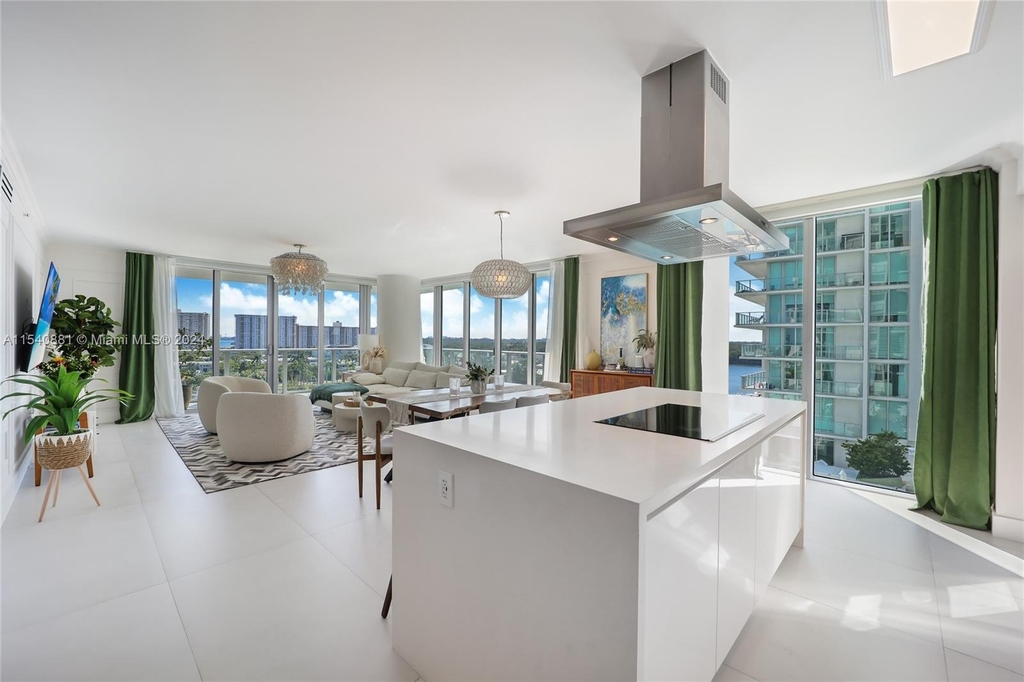 300 Sunny Isles Blvd - Photo 6