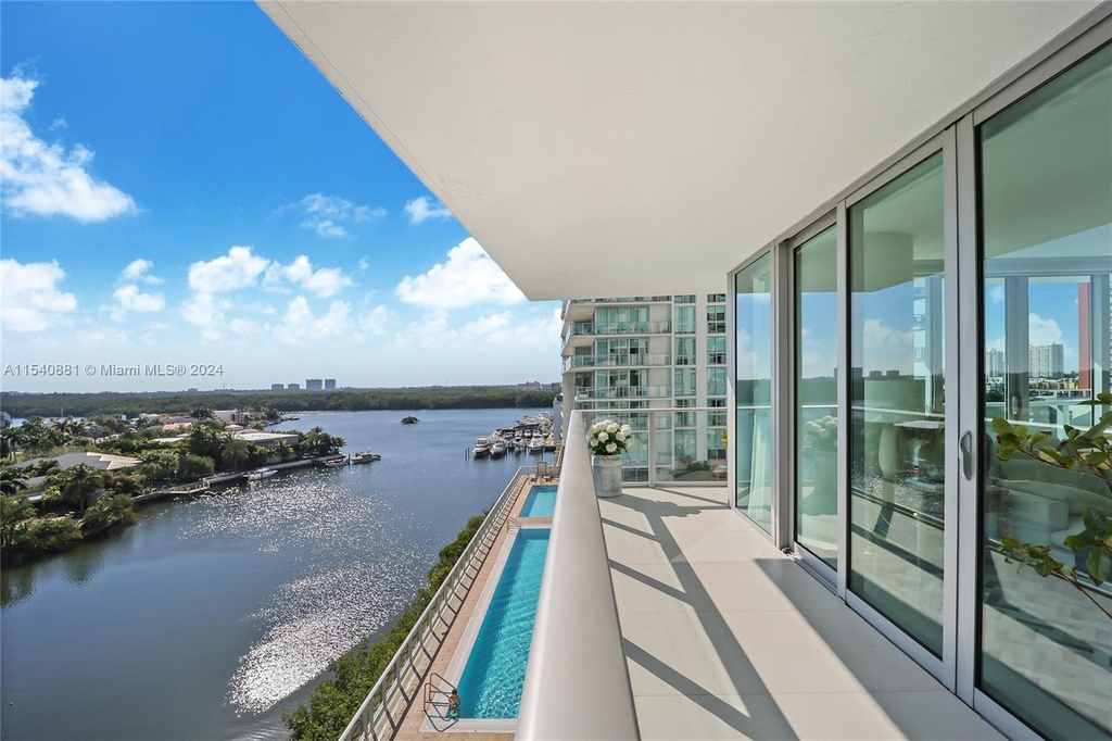 300 Sunny Isles Blvd - Photo 11