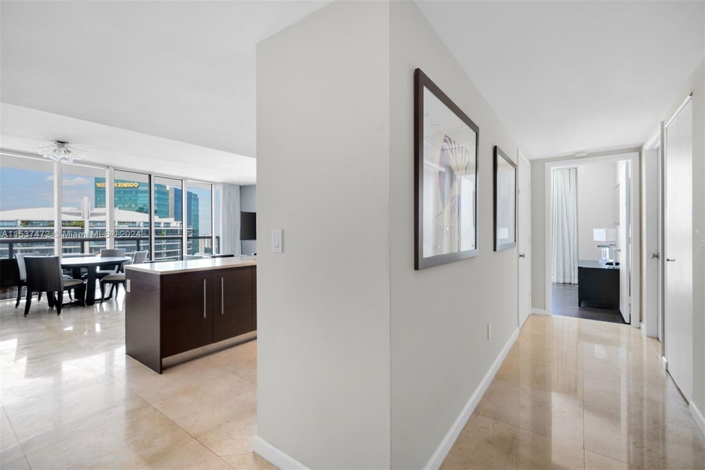 465 Brickell Ave - Photo 13