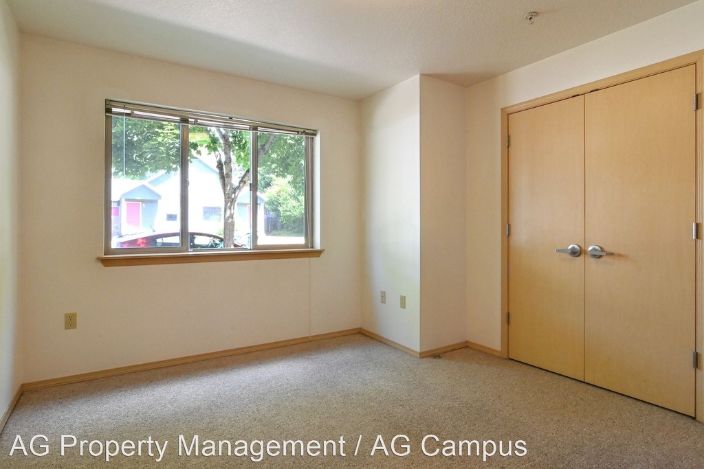 460 East 14th Ave - Photo 13