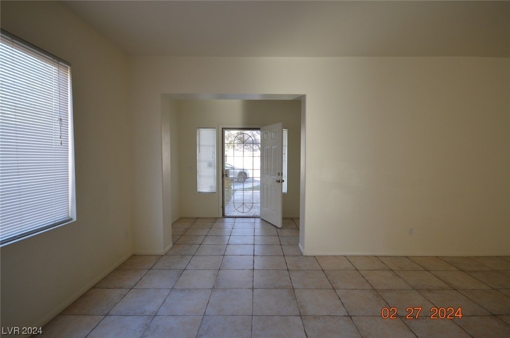 1309 Calle Montery Street - Photo 8